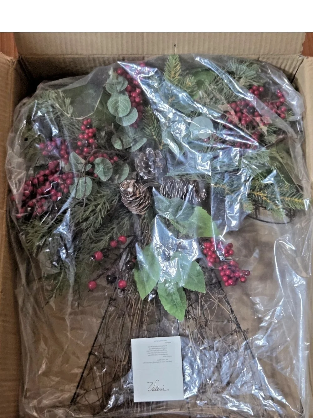 Valerie Parr Hill Grapevine Bow Wreath Berries Pine 24